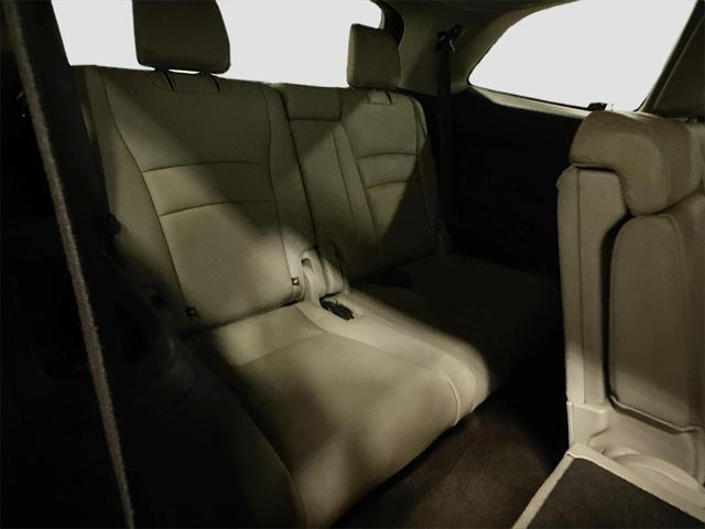 Photo of 2017 Modern Steel Metallic Honda Pilot