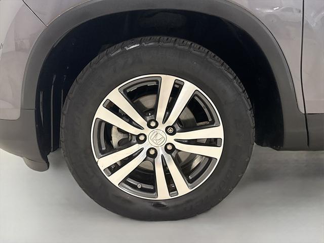 Photo of 2017 Modern Steel Metallic Honda Pilot