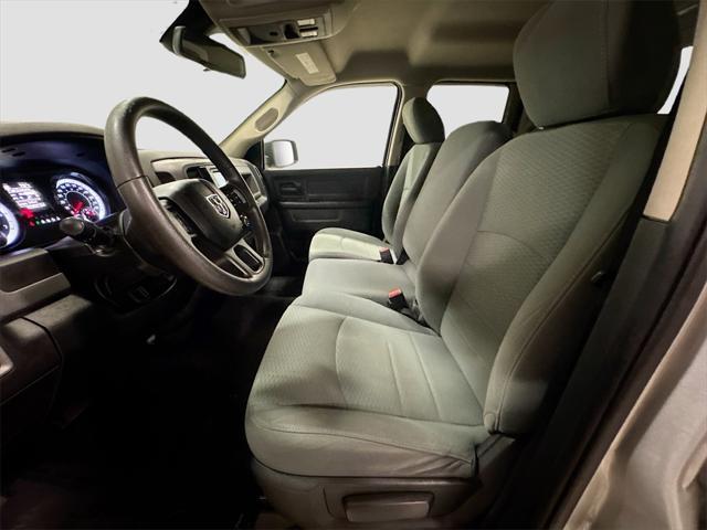 Photo of 2016 Bright Silver Metallic Clearcoat RAM 1500