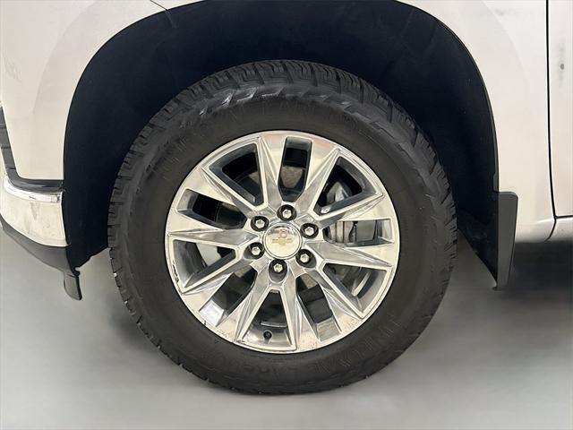 Photo of 2020 Silver Ice Metallic Chevrolet Silverado 1500