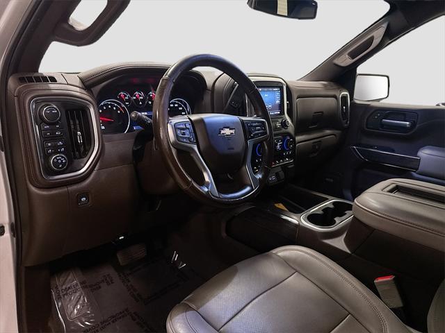 Photo of 2020 Silver Ice Metallic Chevrolet Silverado 1500