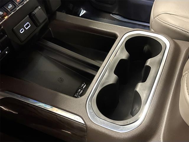 Photo of 2020 Silver Ice Metallic Chevrolet Silverado 1500