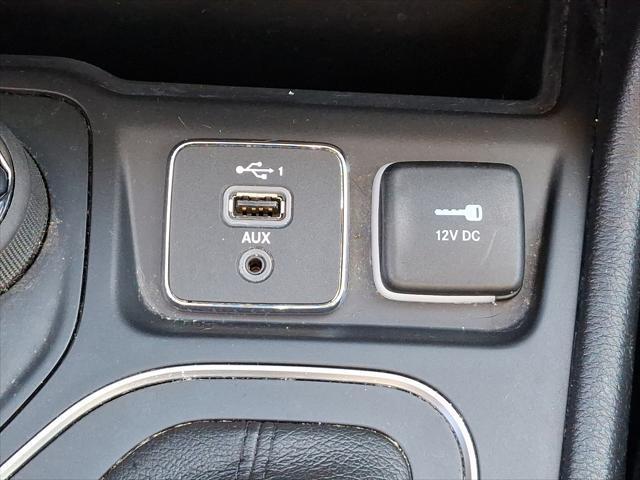Photo of 2020 Granite Crystal Metallic Clearcoat - PAU Jeep Cherokee