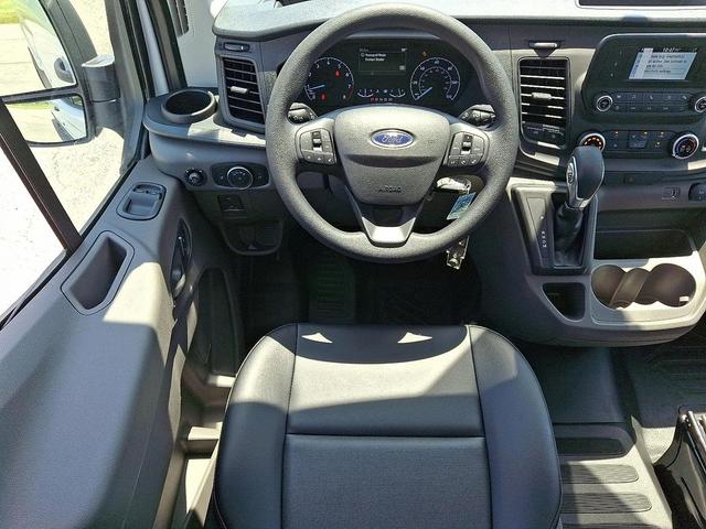 Photo of 2025 Oxford White Ford Transit-250