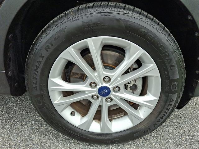 Photo of 2017 Shadow Black - G1 Ford Escape