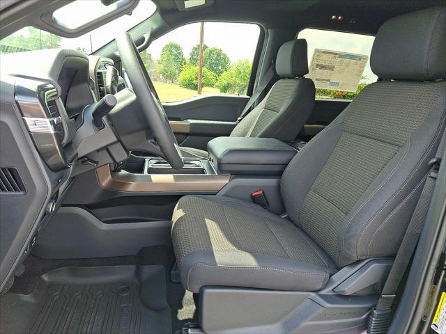 Photo of 2025 Agate Black Metallic Ford F-150