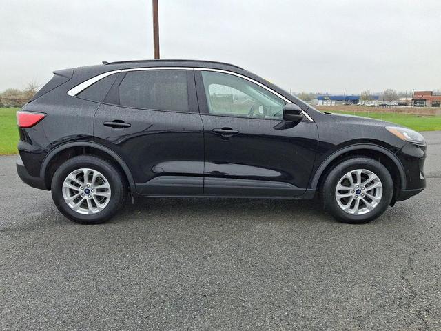 Photo of 2021 Agate Black Metallic - UM Ford Escape