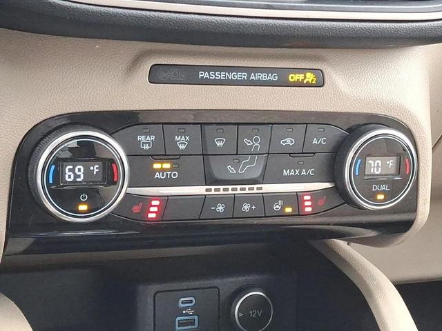 Photo of 2021 Agate Black Metallic - UM Ford Escape