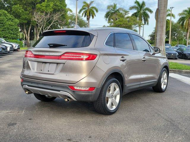 Photo of 2018 Brown Lincoln MKC