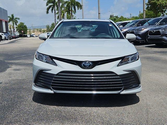 Photo of 2024 White Toyota Camry