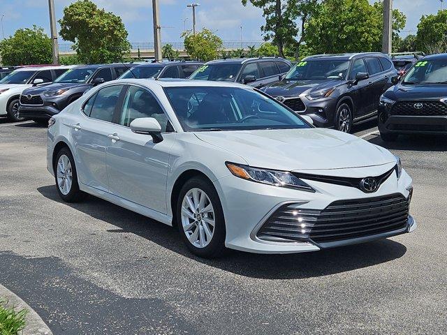 Photo of 2024 White Toyota Camry