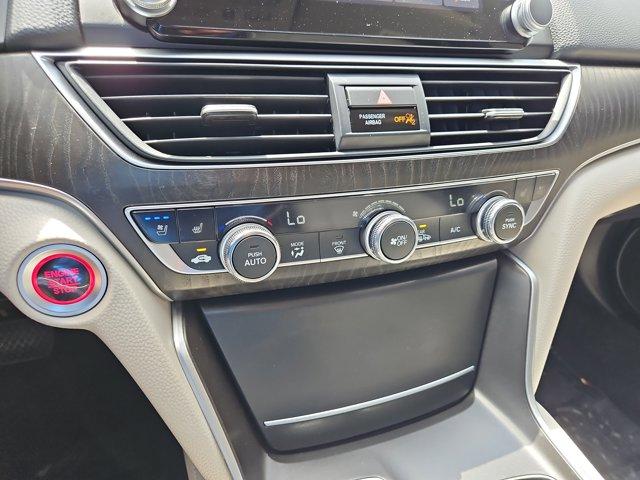 Photo of 2022 White Honda Accord