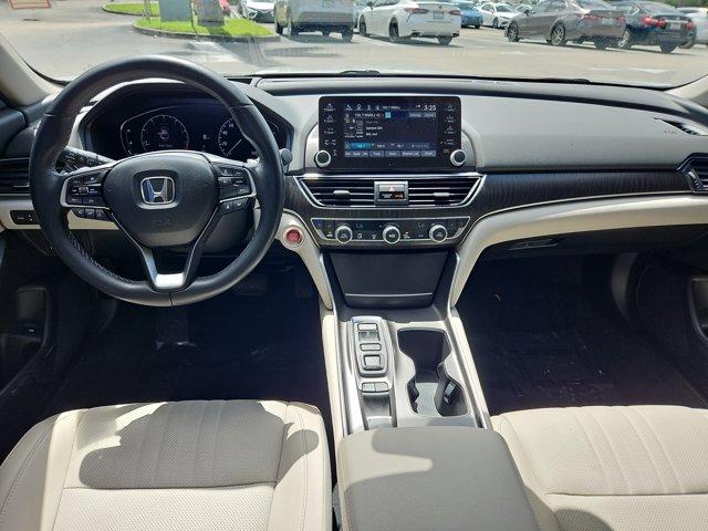 Photo of 2022 White Honda Accord