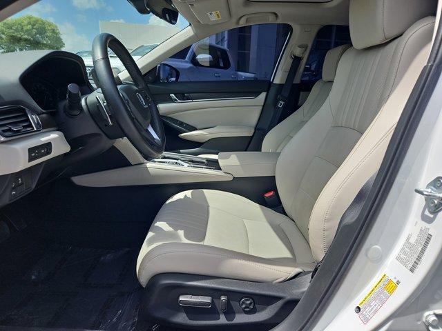 Photo of 2022 White Honda Accord