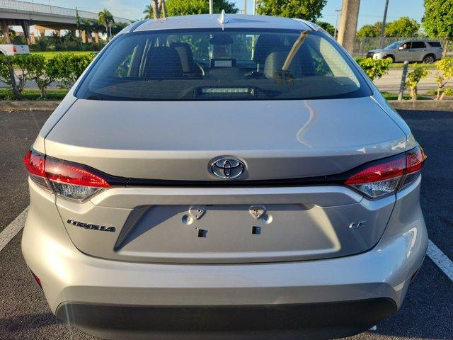 Photo of 2024 Silver Toyota Corolla