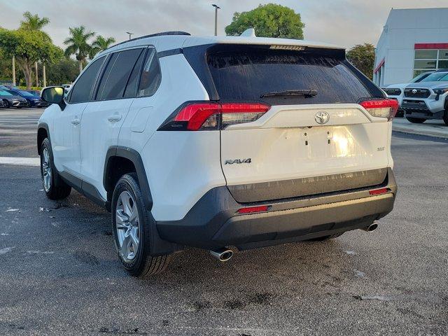 Photo of 2024 Ice Cap Toyota RAV4