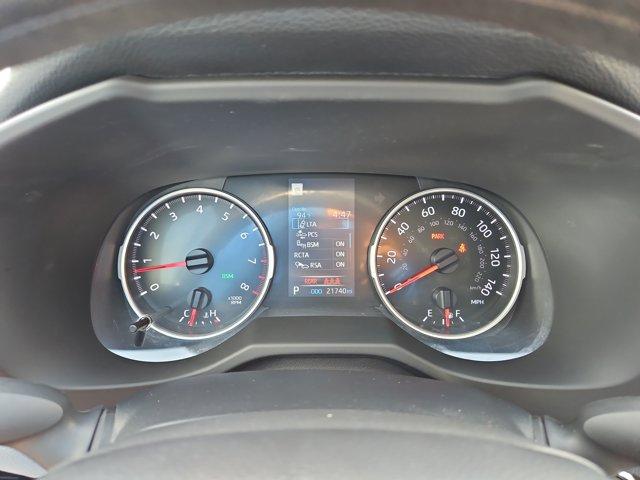 Photo of 2022 Silver Toyota RAV4