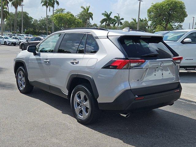 Photo of 2022 Silver Toyota RAV4
