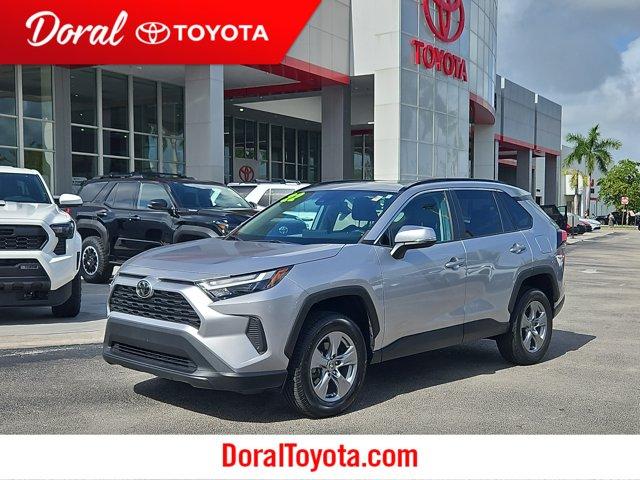 Photo of 2022 Silver Toyota RAV4