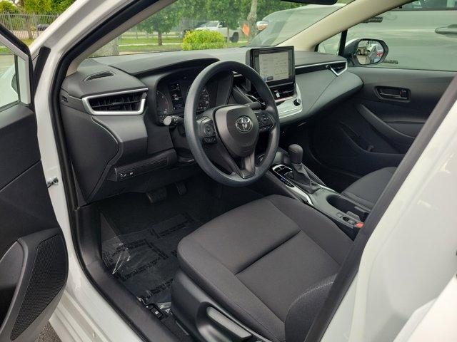 Photo of 2024 White Toyota Corolla