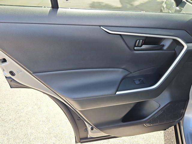 Photo of 2022 Silver Toyota RAV4