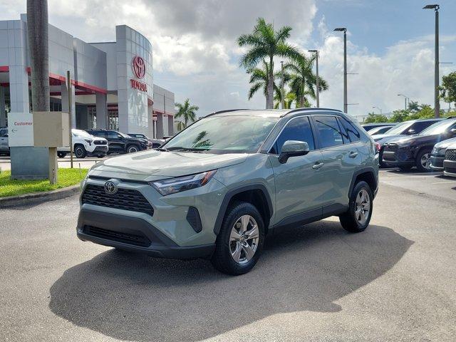Photo of 2022 Silver Toyota RAV4