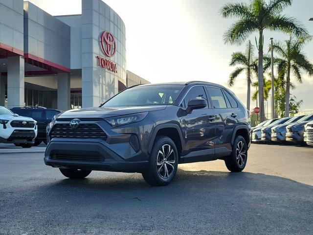 Photo of 2019 Gray Toyota RAV4