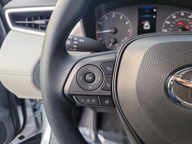 Photo of 2025 Silver Toyota Corolla Cross