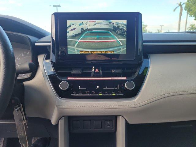 Photo of 2025 Silver Toyota Corolla Cross