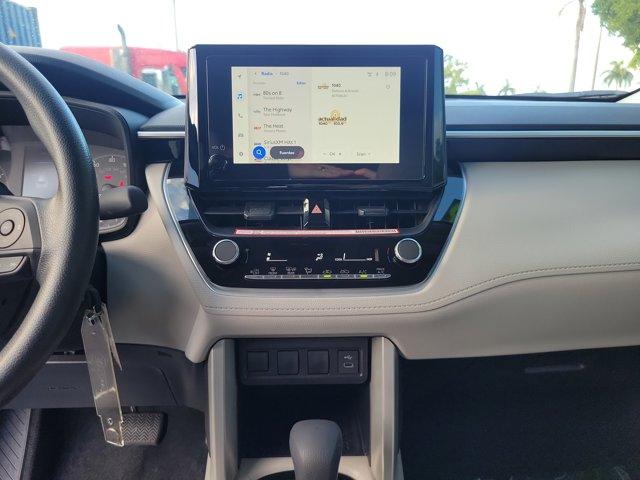 Photo of 2025 Silver Toyota Corolla Cross