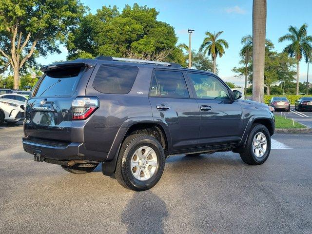Photo of 2022 Gray Toyota 4Runner