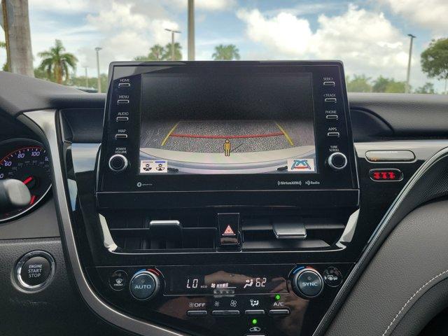 Photo of 2022 Silver Toyota Camry
