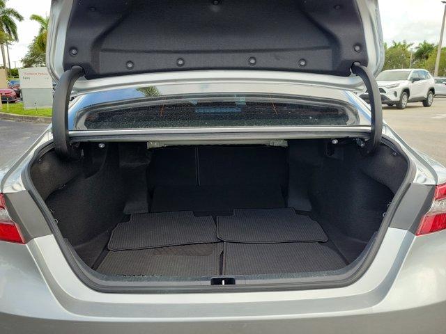 Photo of 2022 Silver Toyota Camry