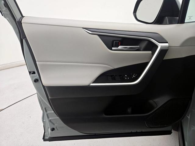 Photo of 2020 Gray Toyota RAV4