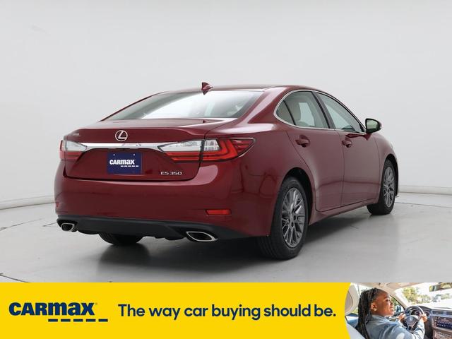 Photo of 2018 Red Lexus ES 350