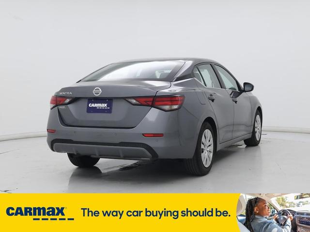 Photo of 2023 Gray Nissan Sentra
