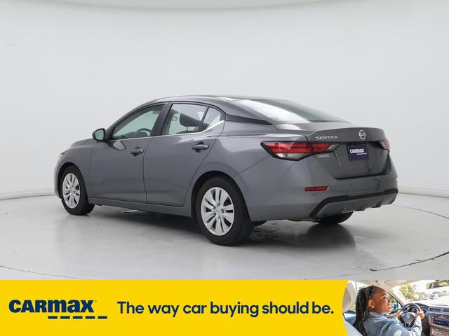 Photo of 2023 Gray Nissan Sentra