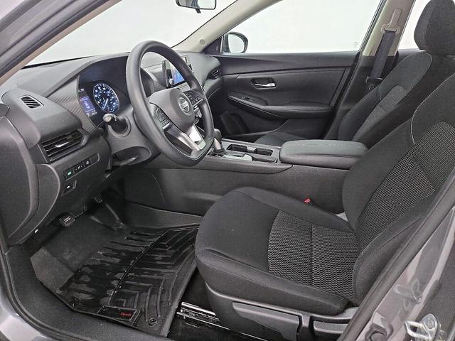 Photo of 2023 Gray Nissan Sentra