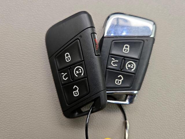 Photo of 2021 White Volkswagen Atlas