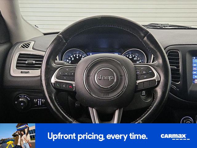 Photo of 2020 Gray Jeep Compass