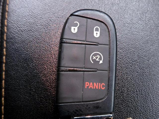 Photo of 2020 Gray Jeep Compass