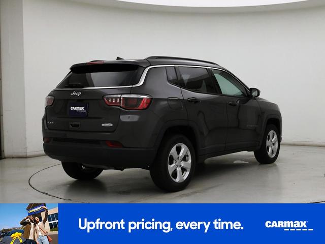 Photo of 2020 Gray Jeep Compass