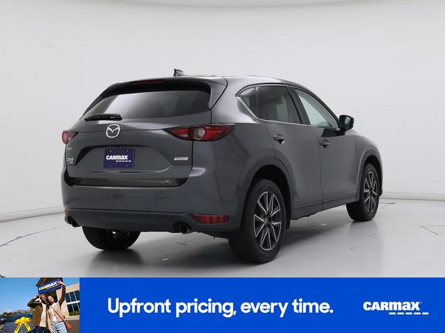 Photo of 2017 Gray Mazda CX-5
