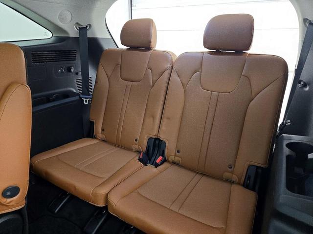 Photo of 2021 Silver Kia Sorento
