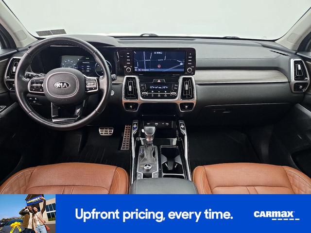 Photo of 2021 Silver Kia Sorento