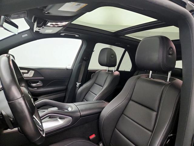 Photo of 2021 Black Mercedes-Benz GLE 350