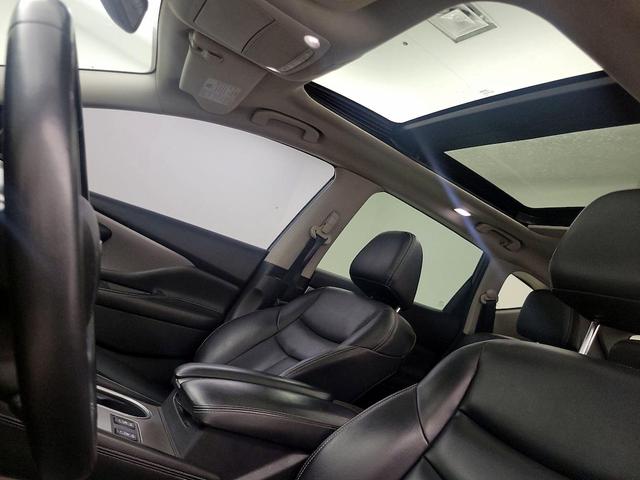 Photo of 2020 Gray Nissan Murano