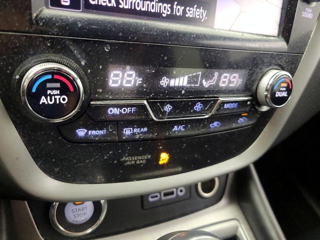 Photo of 2020 Gray Nissan Murano