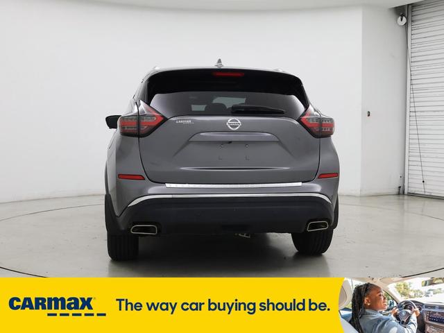 Photo of 2020 Gray Nissan Murano