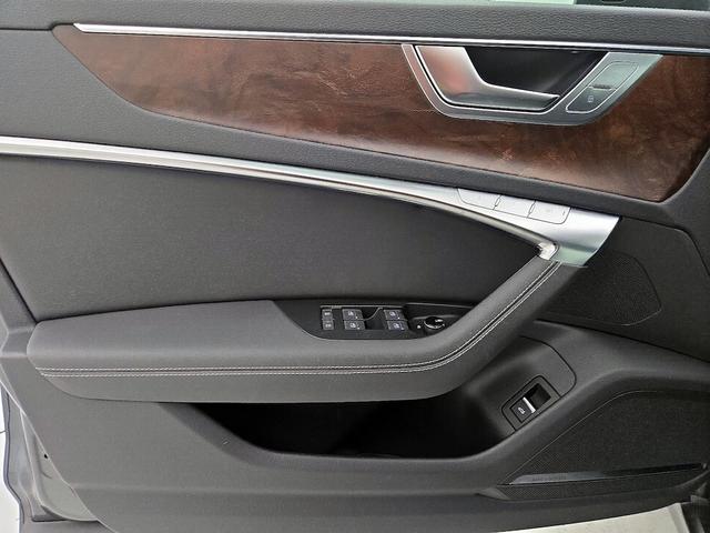 Photo of 2019 Gray Audi A6